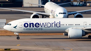Photo of B-KQL - Boeing 777-367(ER) operated by Cathay Pacific Airways