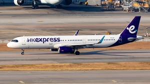 Photo of B-LEF - Airbus A321-231 operated by Hong Kong Express