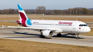 Photo of D-ABDP - Airbus A320-214 operated by Eurowings