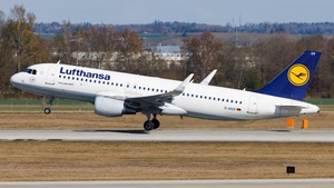 Photo of D-AIUV - Airbus A320-214 operated by Lufthansa