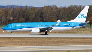 Photo of PH-BGB - Boeing 737-8K2 operated by KLM Royal Dutch Airlines