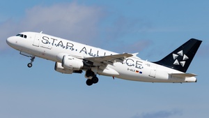 Photo of D-AILS - Airbus A319-114 operated by Lufthansa CityLine