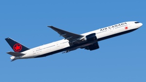 Photo of C-FITW - Boeing 777-333(ER) operated by Air Canada