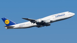 Photo of D-ABYF - Boeing 747-830 operated by Lufthansa