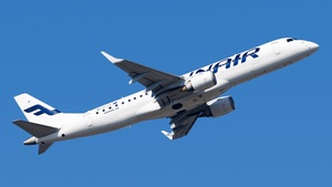 Photo of OH-LKI - Embraer ERJ-190LR operated by Finnair (opb Nordic Regional Airlines)