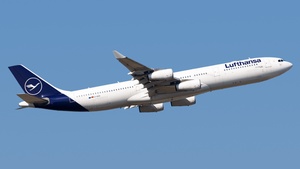 Photo of D-AIGX - Airbus A340-313 operated by Lufthansa
