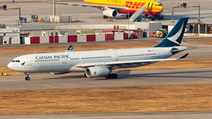 Photo of B-HLO - Airbus A330-343 operated by Cathay Pacific Airways
