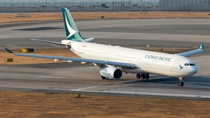 Photo of B-LAO - Airbus A330-343 operated by Cathay Pacific Airways