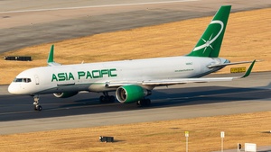 Photo with serial 25441 - Boeing 757-230(PCF)