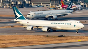 Photo of B-LJL - Boeing 747-867F operated by Cathay Pacific Cargo