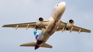 Photo of D-ASTX - Airbus A319-112 operated by Eurowings
