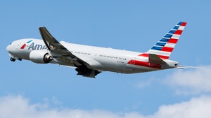 Photo of N775AN - Boeing 777-223(ER) operated by American Airlines