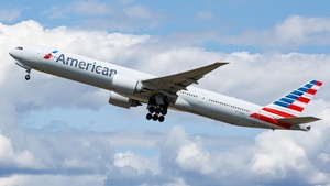 Photo of N718AN - Boeing 777-323(ER) operated by American Airlines