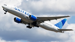 Photo of N793UA - Boeing 777-222(ER) operated by United Airlines