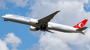 Photo of TC-LKA - Boeing 777-36N(ER) operated by Turkish Airlines