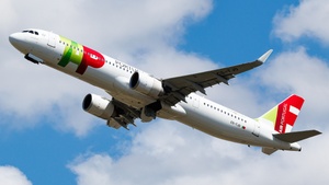 Photo of CS-TJO - Airbus A321-251NX operated by TAP Air Portugal