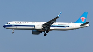 Photo of B-32N7 - Airbus A321-251NX operated by China Southern Airlines
