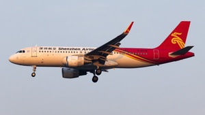 Photo of B-8078 - Airbus A320-214 operated by Shenzhen Airlines