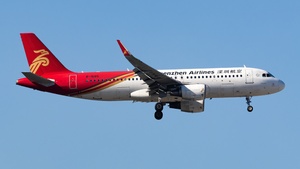 Photo of B-1685 - Airbus A320-214 operated by Shenzhen Airlines