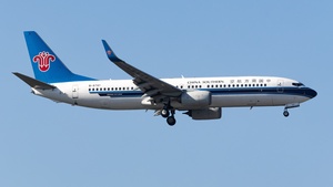 Photo of B-5721 - Boeing 737-81B operated by China Southern Airlines
