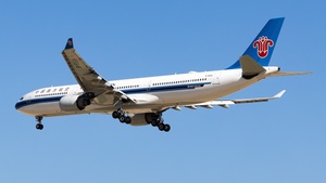 Photo of B-5939 - Airbus A330-323 operated by China Southern Airlines