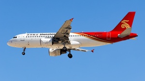 Photo of B-6359 - Airbus A320-214 operated by Shenzhen Airlines