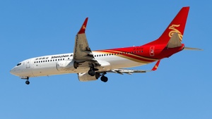 Photo of B-5772 - Boeing 737-87L operated by Shenzhen Airlines