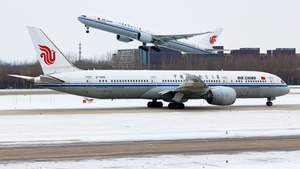 Photo of B-7898 - Boeing 787-9 Dreamliner operated by Air China