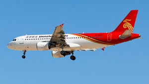 Photo of B-6550 - Airbus A320-214 operated by Shenzhen Airlines