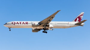 Photo of A7-BAV - Boeing 777-3DZ(ER) operated by Qatar Airways