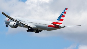 Photo of N729AN - Boeing 777-323(ER) operated by American Airlines