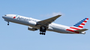 Photo of N777AN - Boeing 777-223(ER) operated by American Airlines