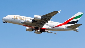 Photo of A6-EEY - Airbus A380-861 operated by Emirates