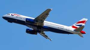 Photo of G-EUUK - Airbus A320-232 operated by British Airways