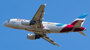 Photo of D-ABGK - Airbus A319-112 operated by Eurowings