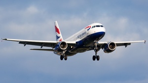 Photo of G-EUUS - Airbus A320-232 operated by British Airways