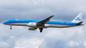 Photo of PH-NXC - Embraer ERJ-195-E2 operated by KLM Cityhopper