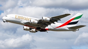 Photo of A6-EVL - Airbus A380-842 operated by Emirates