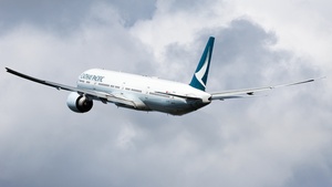 Photo of B-KPI - Boeing 777-367(ER) operated by Cathay Pacific Airways