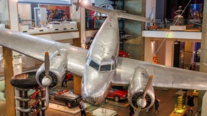 Photo of NC5171N - Lockheed L-10A Electra operated by London Science Museum