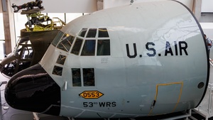 Photo of 64-0553 - Lockheed WC-130E Hercules operated by US Air Force