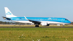 Photo of PH-EZD - Embraer ERJ-190STD operated by KLM Cityhopper
