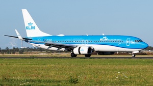 Photo of PH-BGB - Boeing 737-8K2 operated by KLM Royal Dutch Airlines