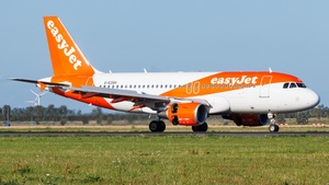 Photo of G-EZGH - Airbus A319-111 operated by easyJet