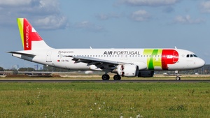 Photo of CS-TNL - Airbus A320-214 operated by TAP Air Portugal