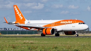 Photo of OE-LSJ - Airbus A320-251N operated by easyJet Europe