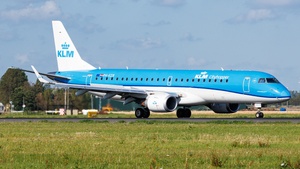 Photo of PH-EZR - Embraer ERJ-190STD operated by KLM Cityhopper