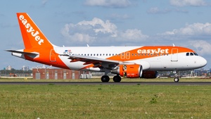 Photo of OE-LQU - Airbus A319-111 operated by easyJet Europe