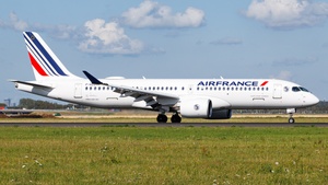 Photo of F-HZUY - Airbus A220-300 operated by Air France
