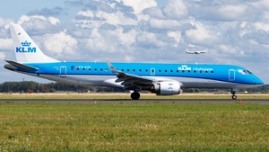 Photo of PH-EZE - Embraer ERJ-190STD operated by KLM Cityhopper